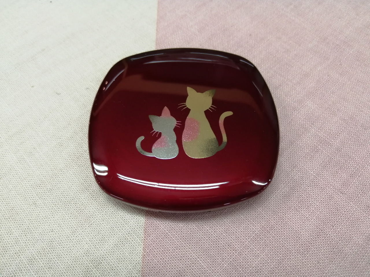 玉虫エチケットミラー　ネコ